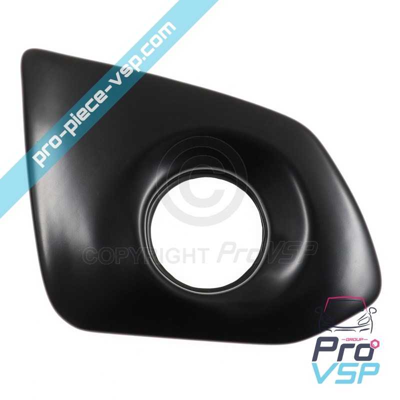 Enjoliveur gauche sur pare choc arrière ( noir ) pour Chatenet